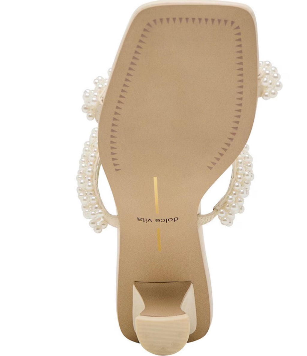 Dolce Vita~ DV Pearl Slip On ~ Size 8