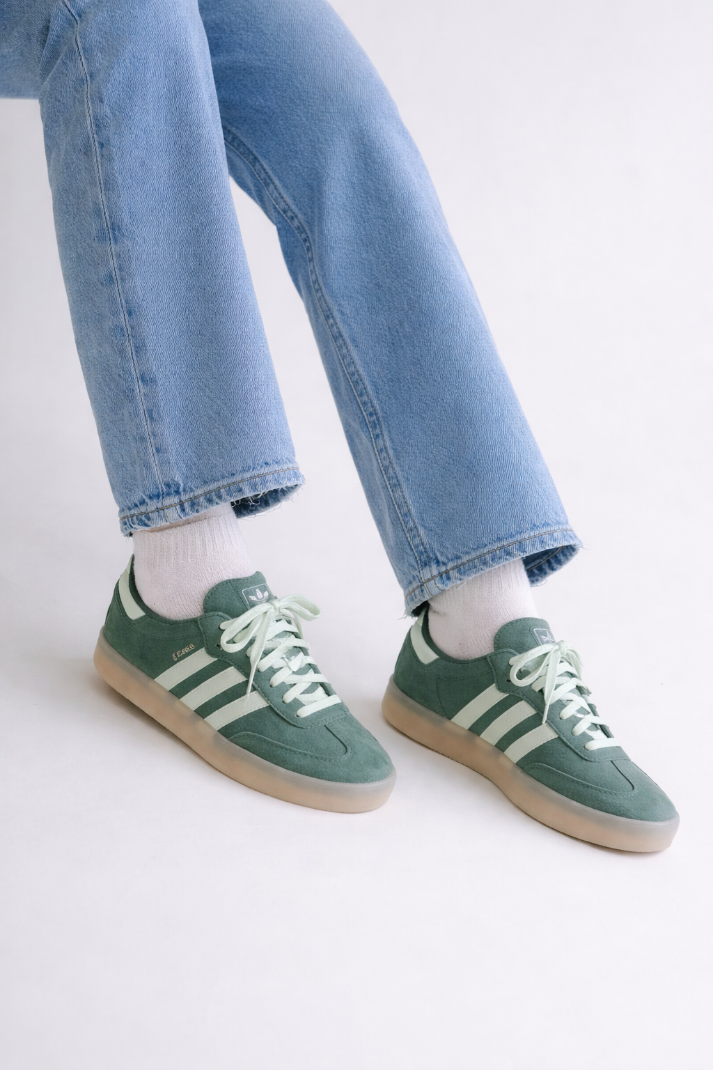 Women's Adidas Sambae                              Style Go Green~Size 7