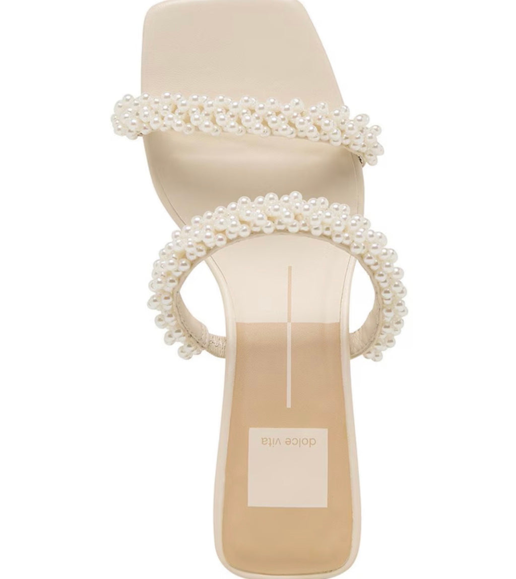 Dolce Vita~ DV Pearl Slip On ~ Size 8